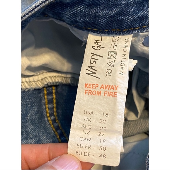 NWT Nasty Gal Two Sides To Every Story Jeans - Picture 6 of 11